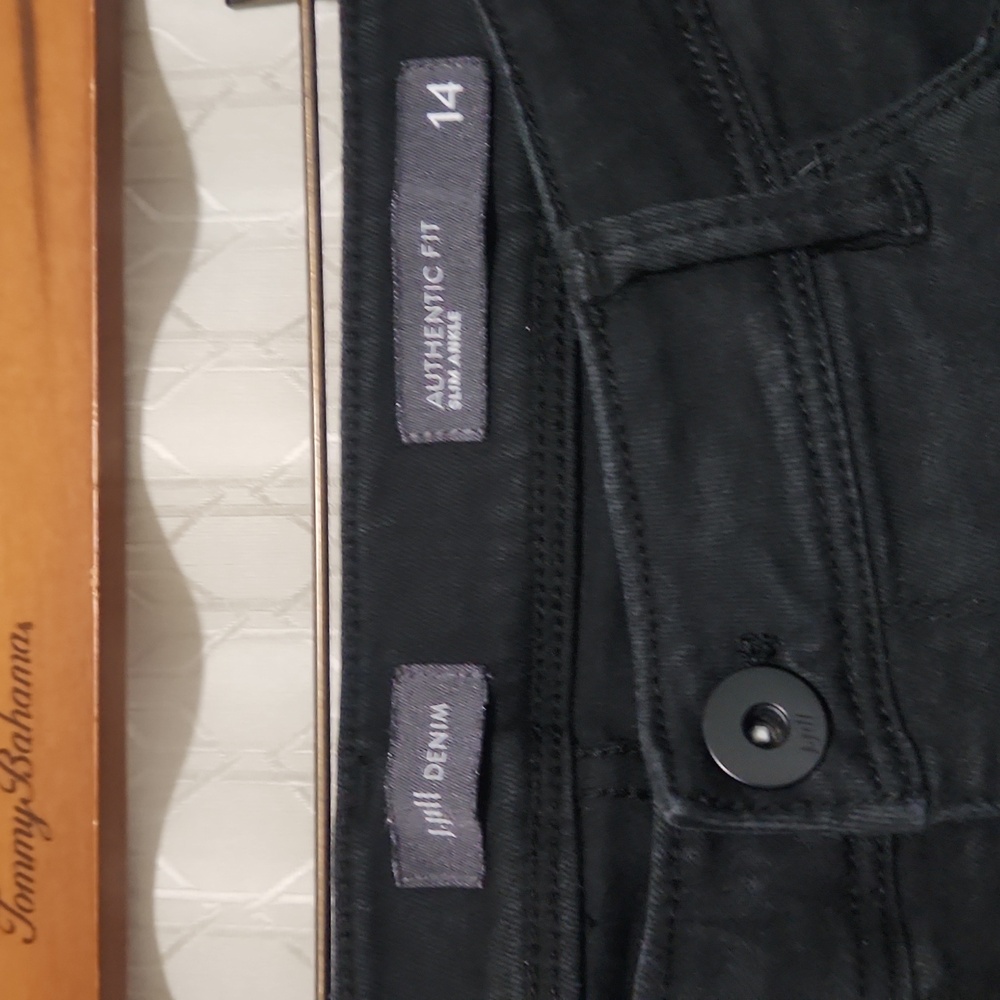 J. Jill Denim Authentic Fit Slim Ankle Black Jeans - Picture 2 of 16